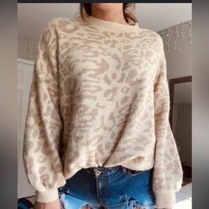 tan leopard sweater!! NWT